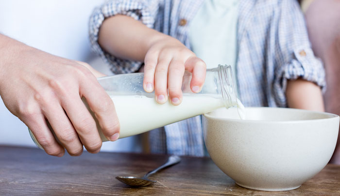 milk in bowl for e-commerce article
