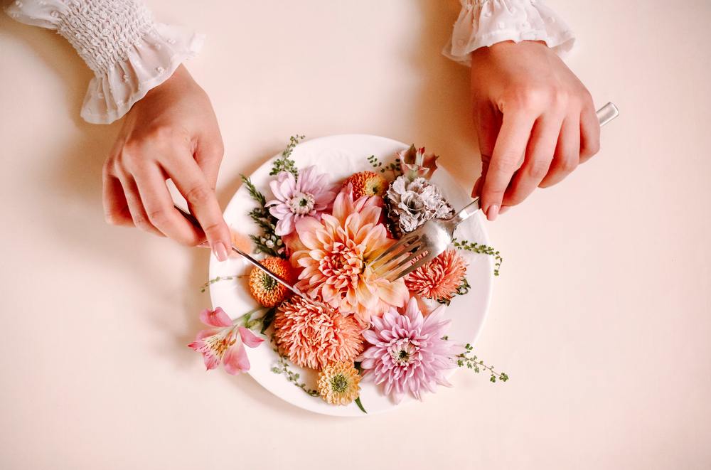 Turning blooms into ingredients: how ultrasound is repurposing edible flowers